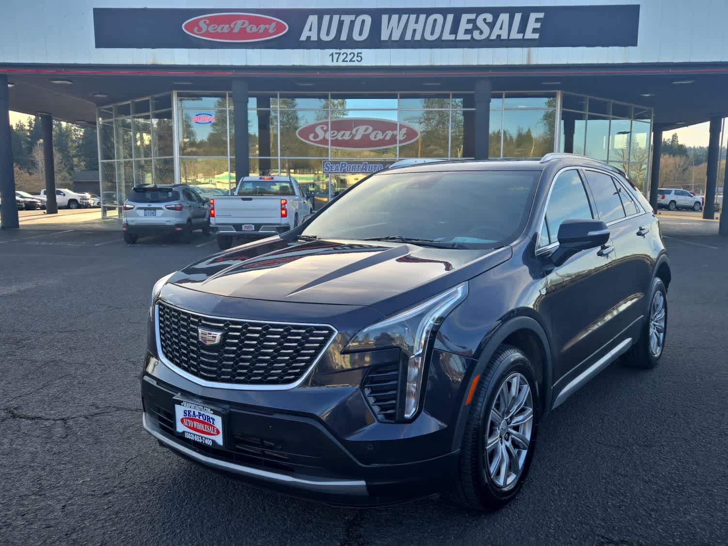 2023 Cadillac XT4 AWD Premium Luxury