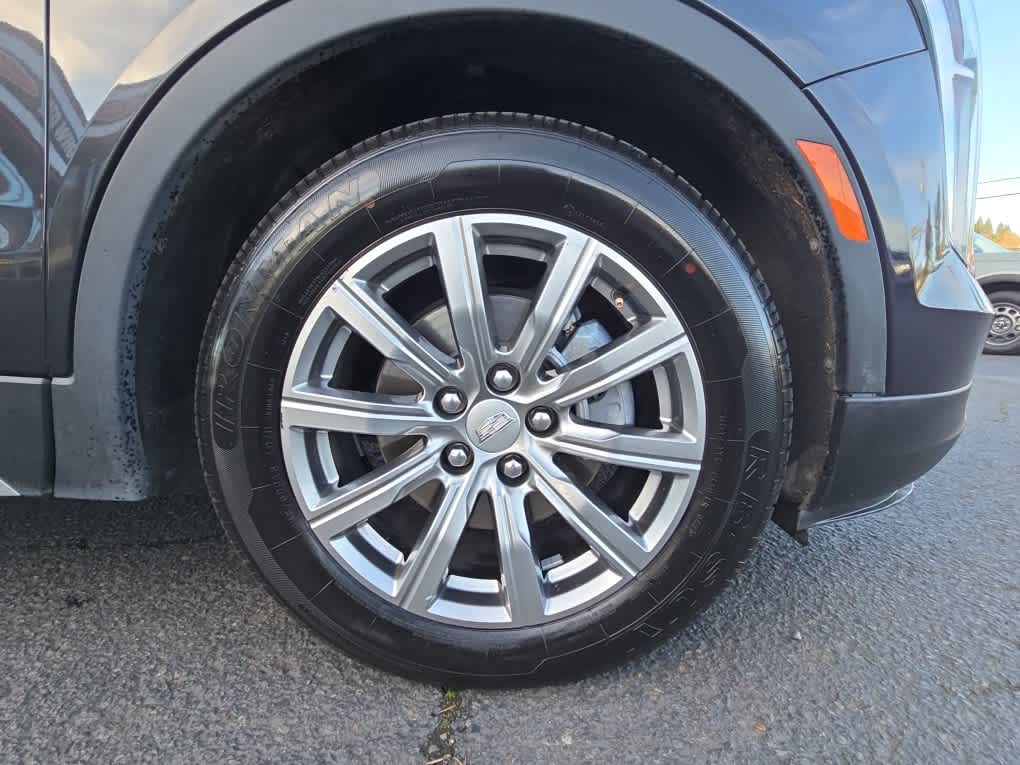 2023 Cadillac XT4 AWD Premium Luxury