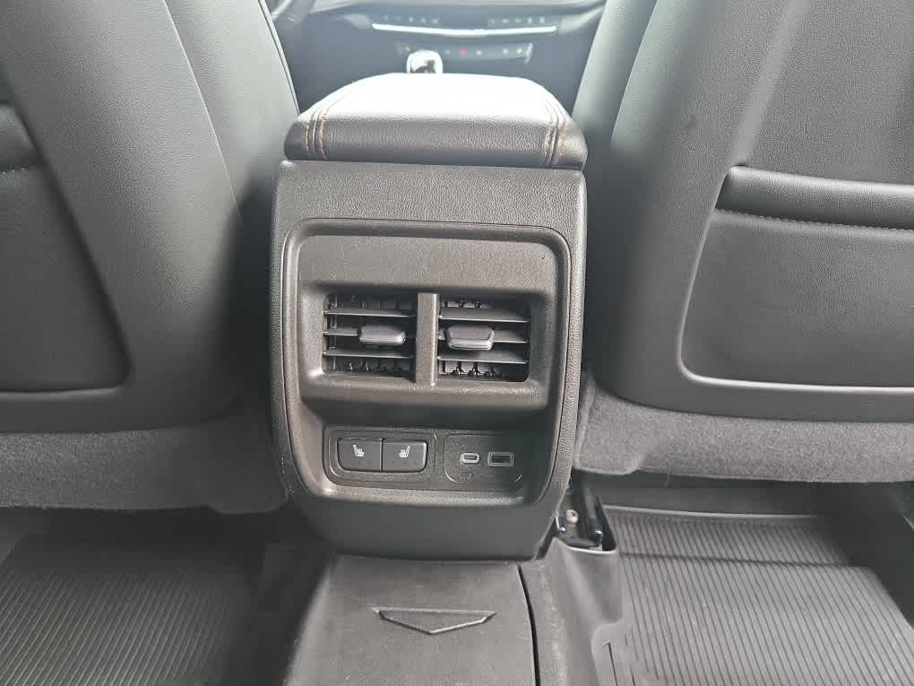 2021 Cadillac XT4 AWD Sport