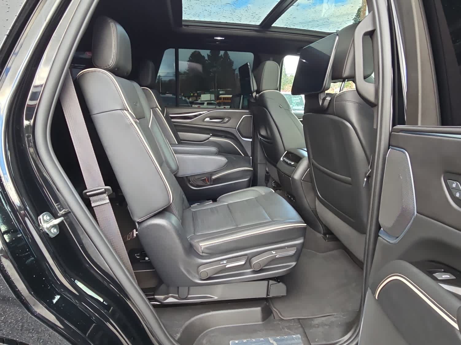 2023 Cadillac Escalade 4WD Sport