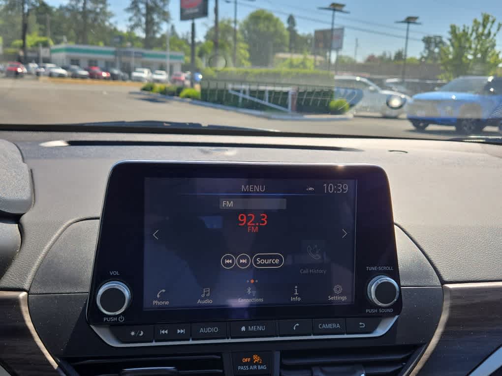 2025 Nissan Altima SV