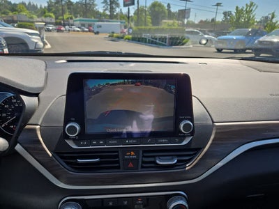 2025 Nissan Altima SV