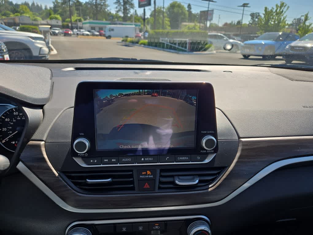 2025 Nissan Altima SV