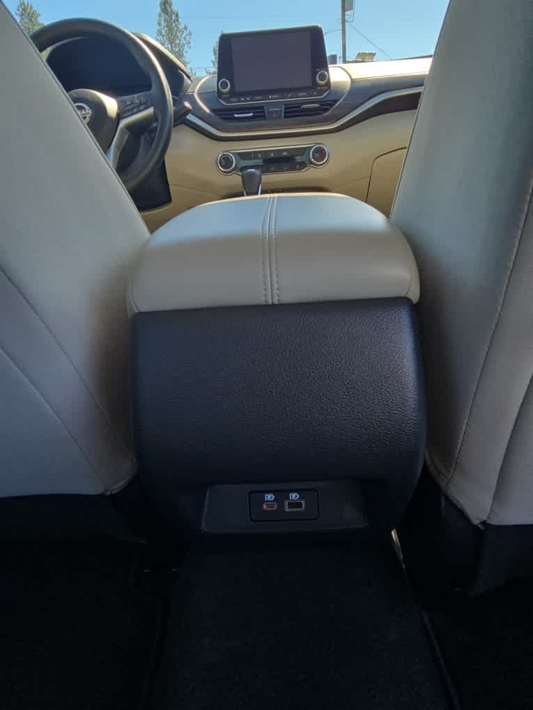 2025 Nissan Altima SV - Photo 23