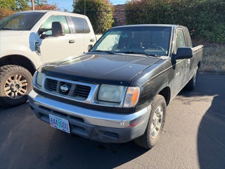 2000 Nissan Frontier XE