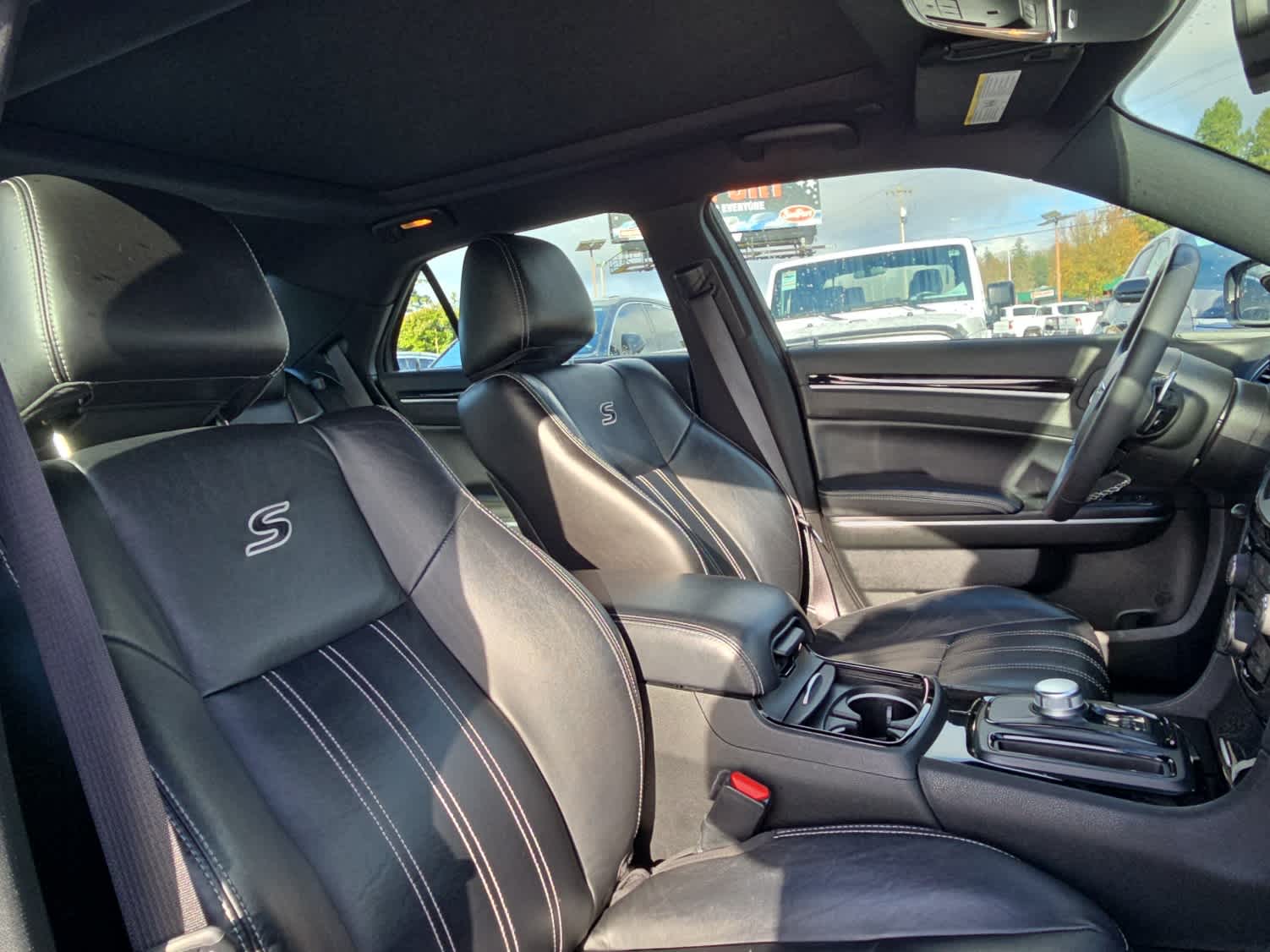 2022 Chrysler 300 300S