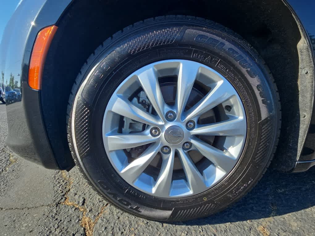 2019 Chrysler Pacifica Touring L