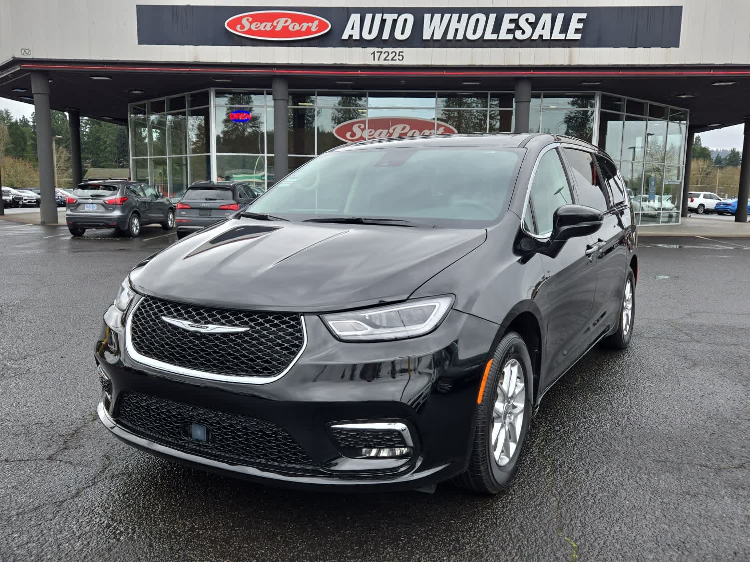 2024 Chrysler Pacifica Touring L