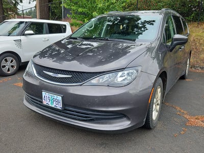 2020 Chrysler Voyager LXI