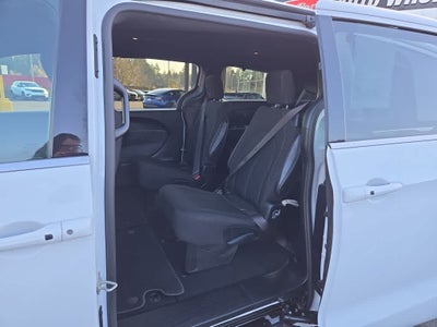 2023 Chrysler Pacifica Touring