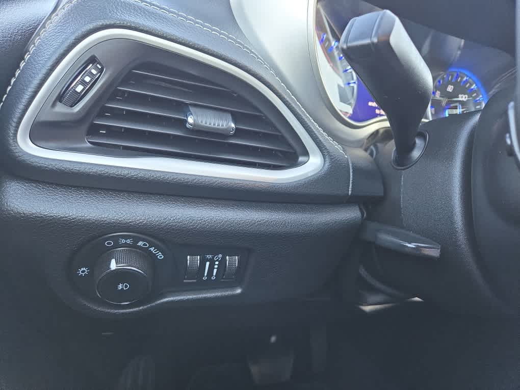 2023 Chrysler Pacifica Touring