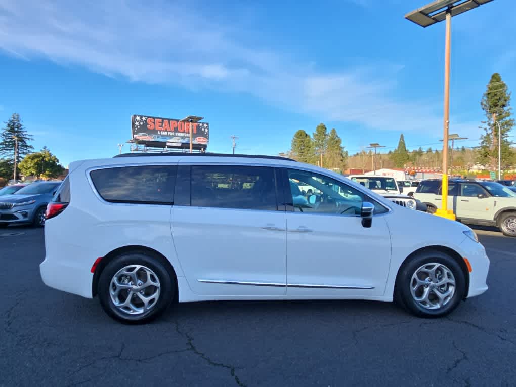 2023 Chrysler Pacifica Limited