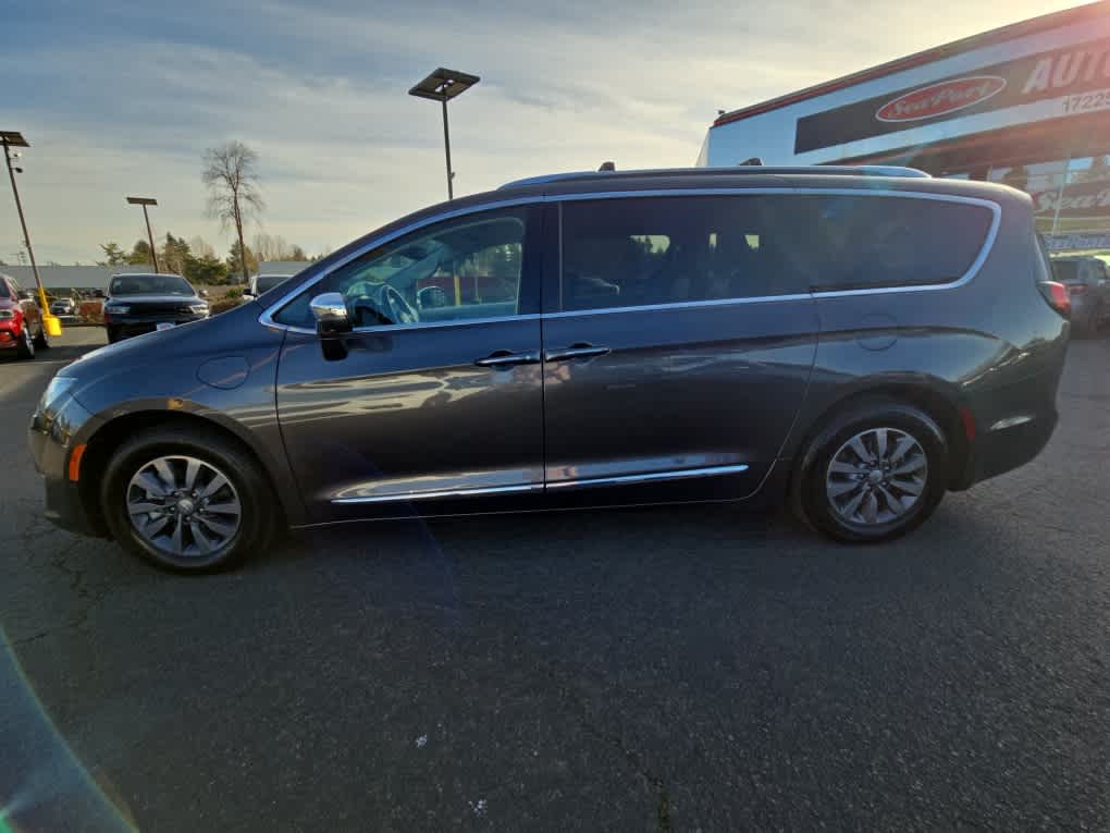 2019 Chrysler Pacifica Hybrid Limited