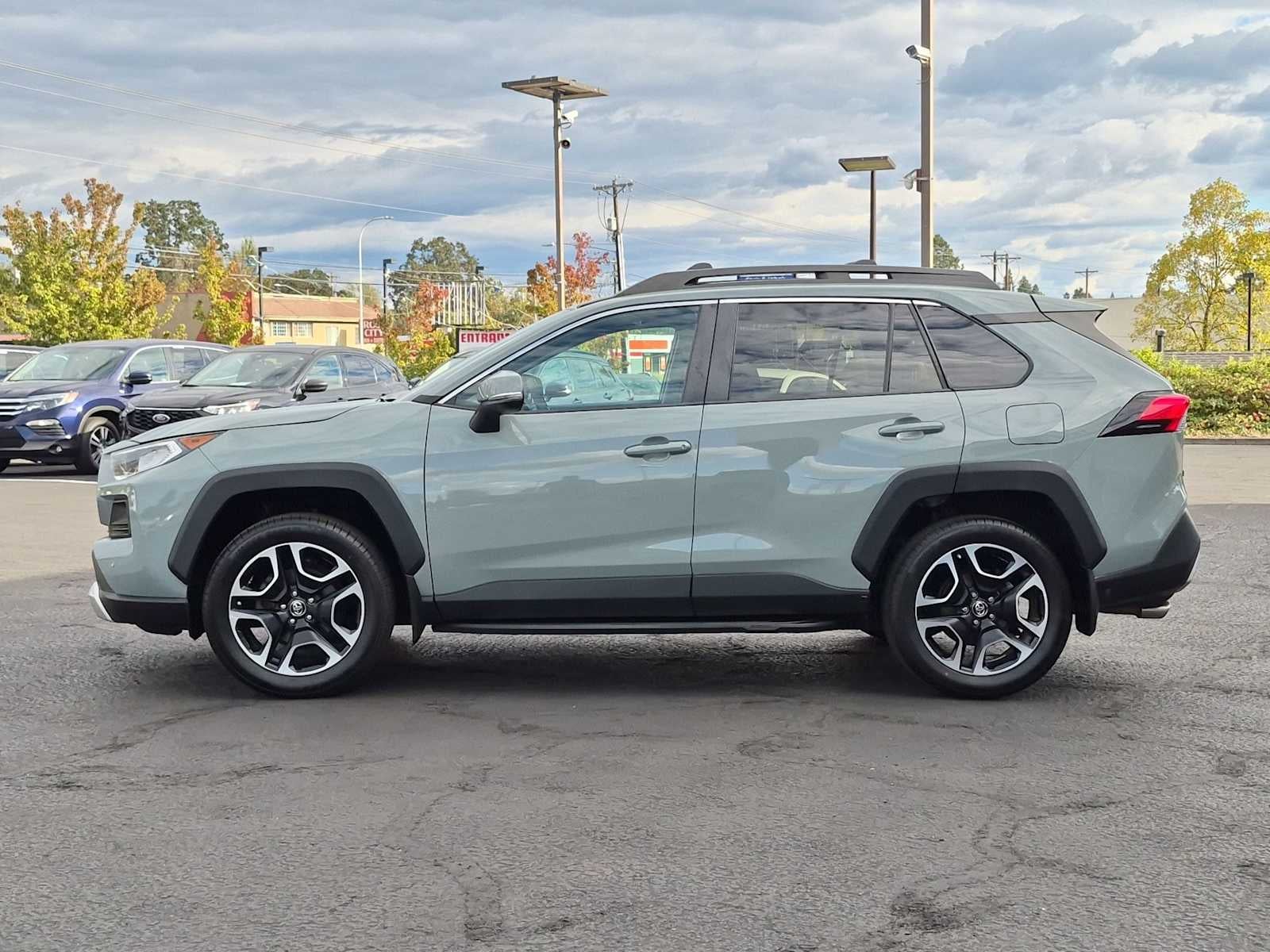 2019 Toyota RAV4 Adventure