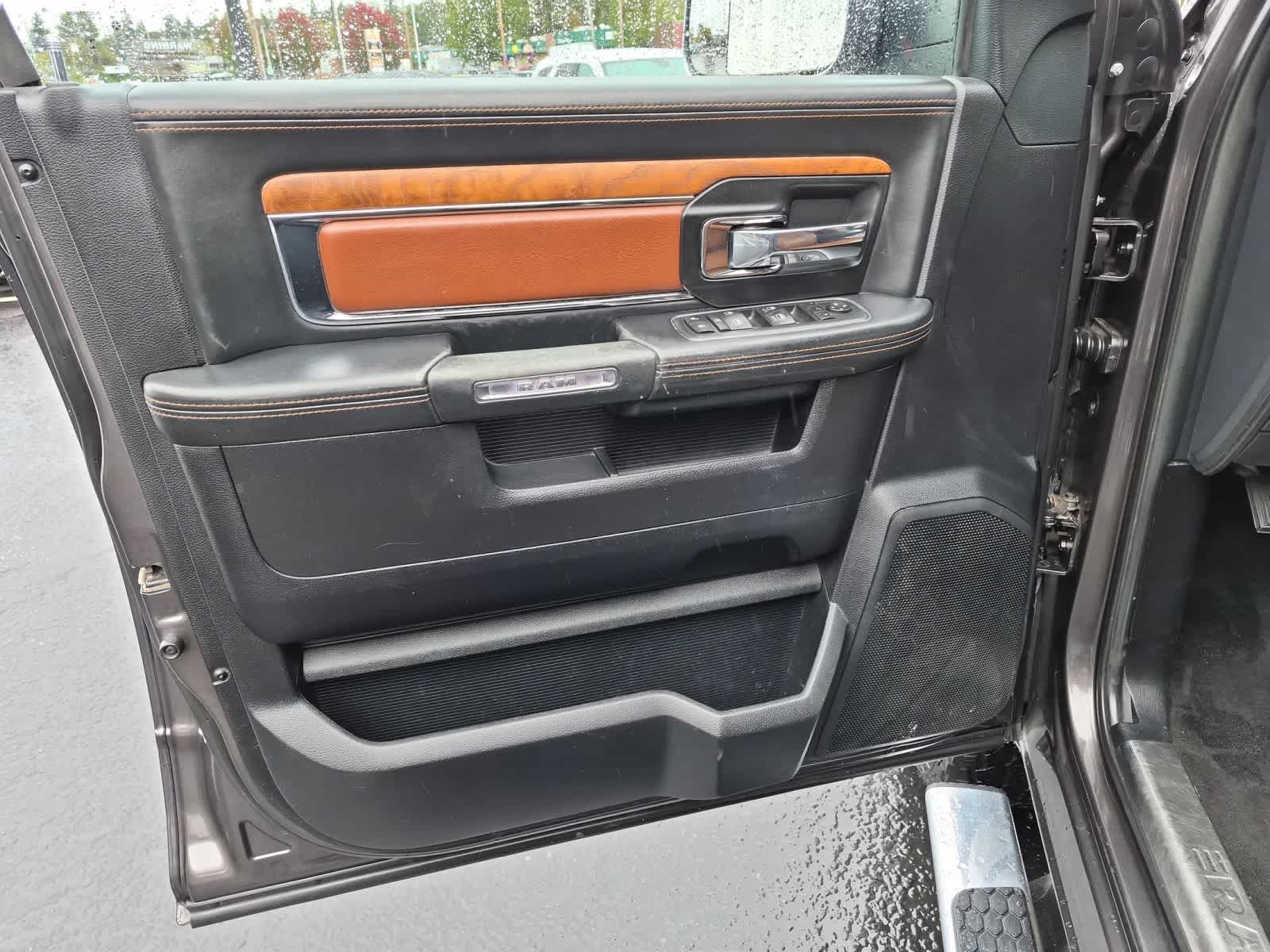 2017 RAM 3500 Laramie Longhorn