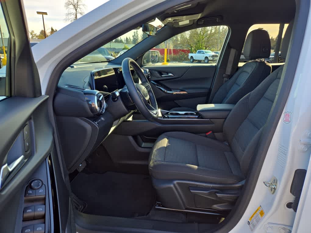 2025 Chevrolet Equinox AWD LT