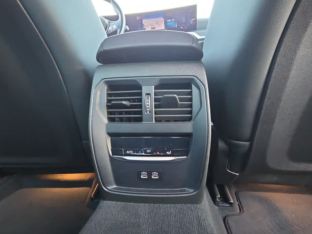 2024 BMW 3 Series 330i