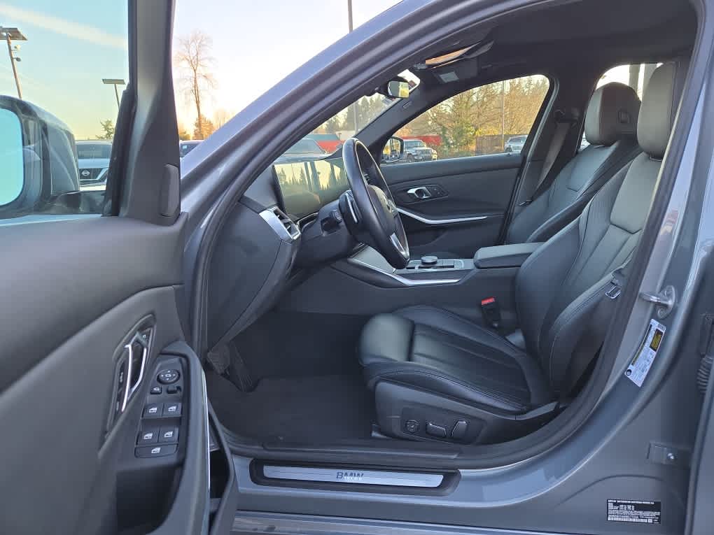 2024 BMW 3 Series 330i