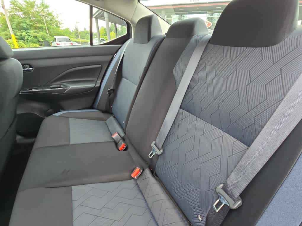 2023 Nissan Versa SV