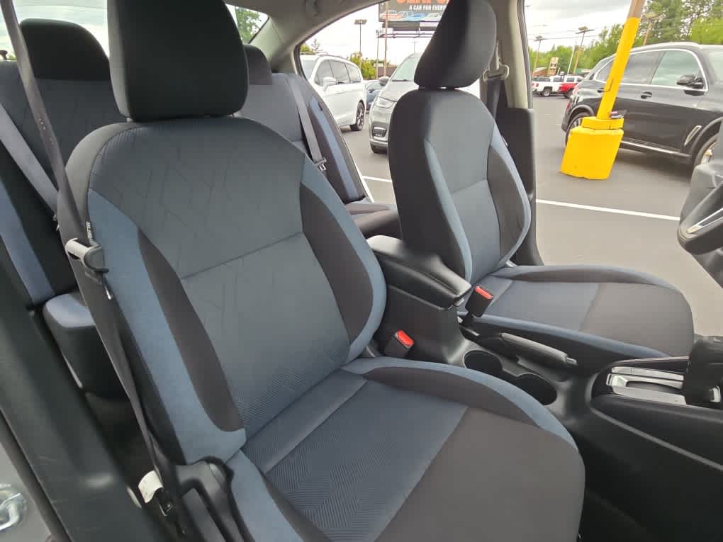 2023 Nissan Versa SV