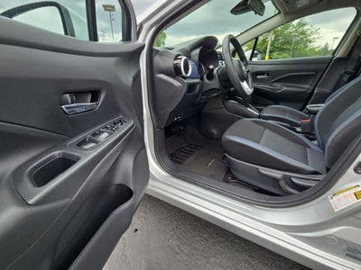 2023 Nissan Versa SV