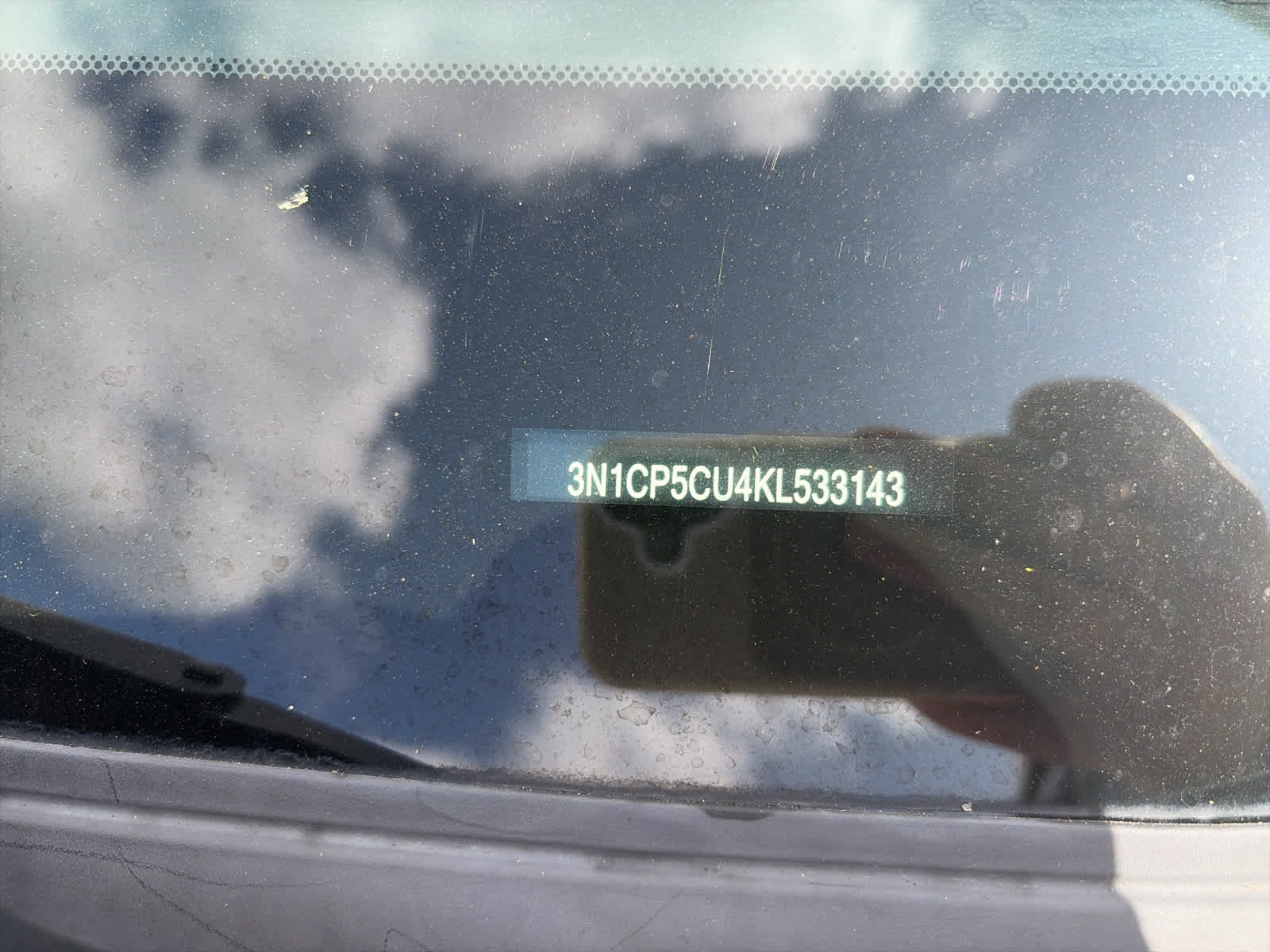 2019 Nissan Kicks SR