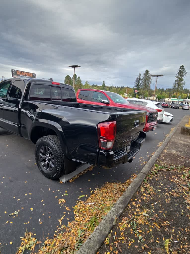 2022 Toyota Tacoma SR5