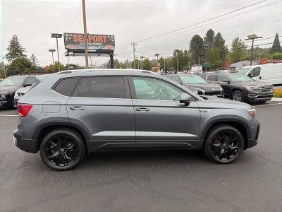 2022 Volkswagen Taos SE