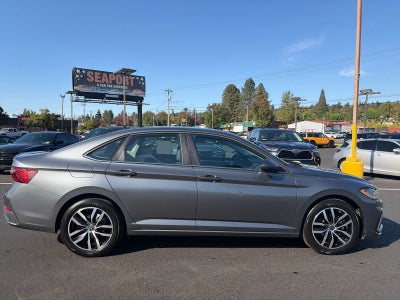 2025 Volkswagen Jetta SE