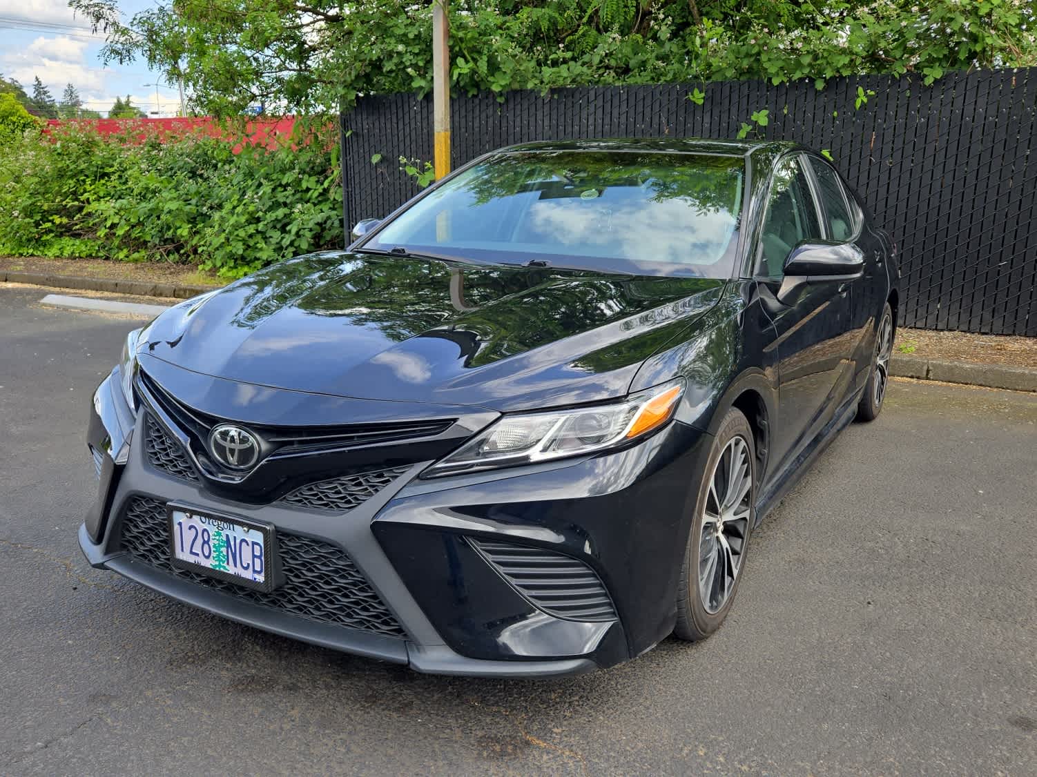 2018 Toyota Camry 2.5 Auto SE's photo