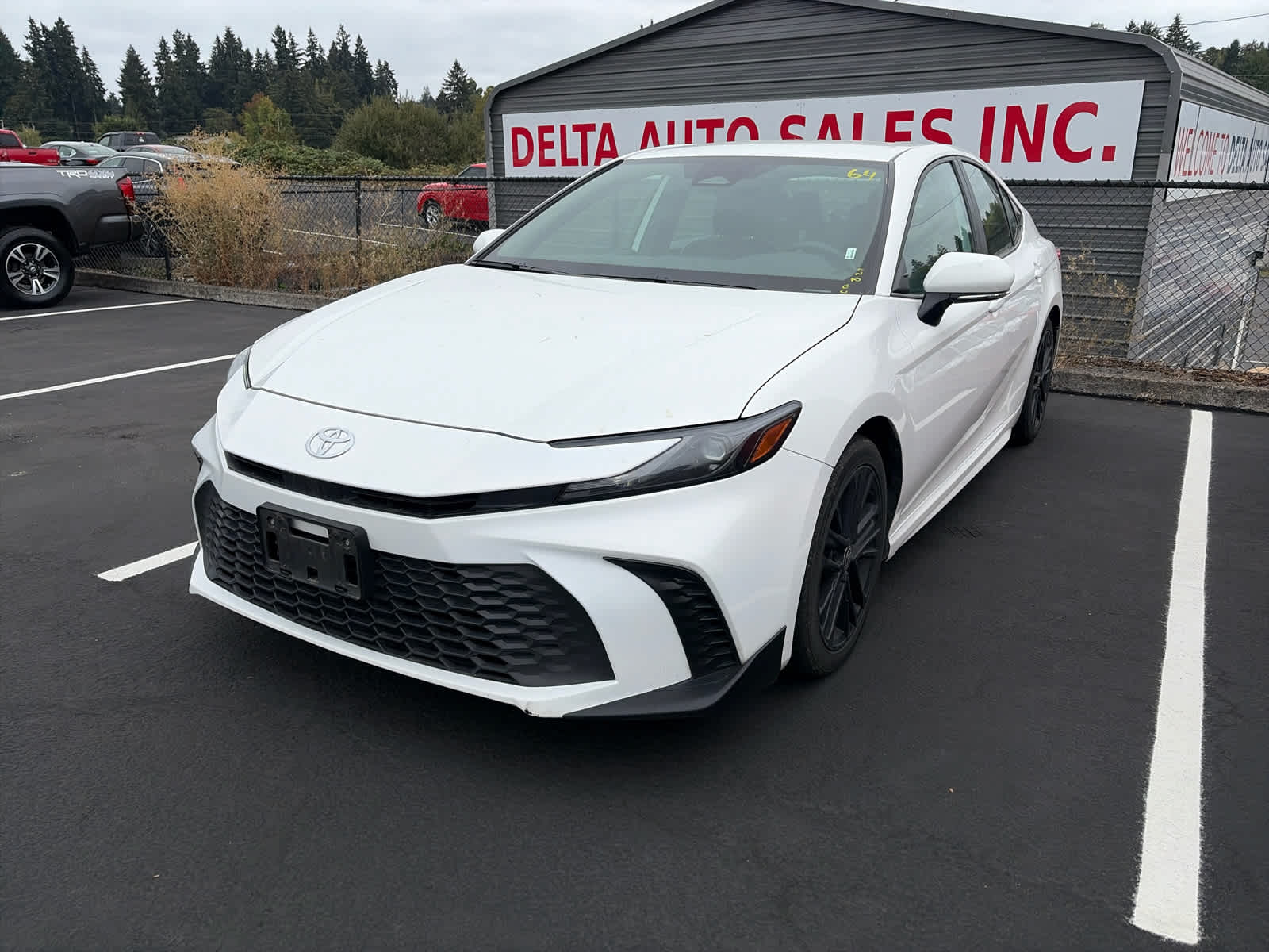 2025 Toyota Camry SE