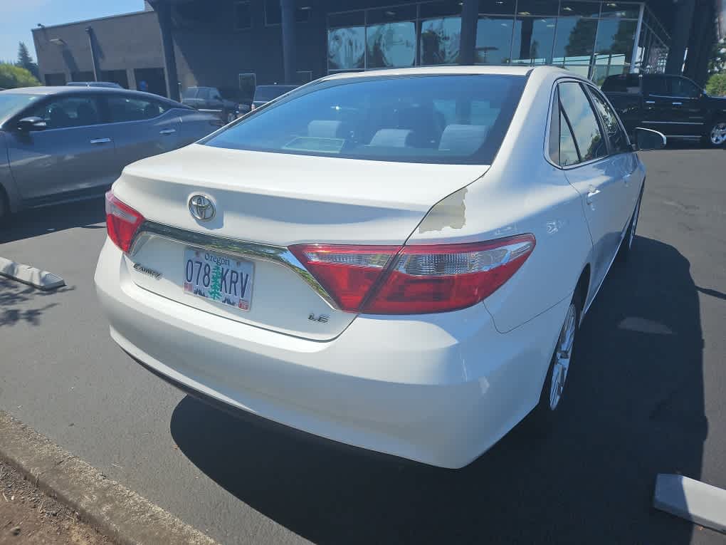 2016 Toyota Camry LE
