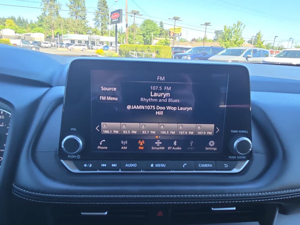 2025 Nissan Rogue SV
