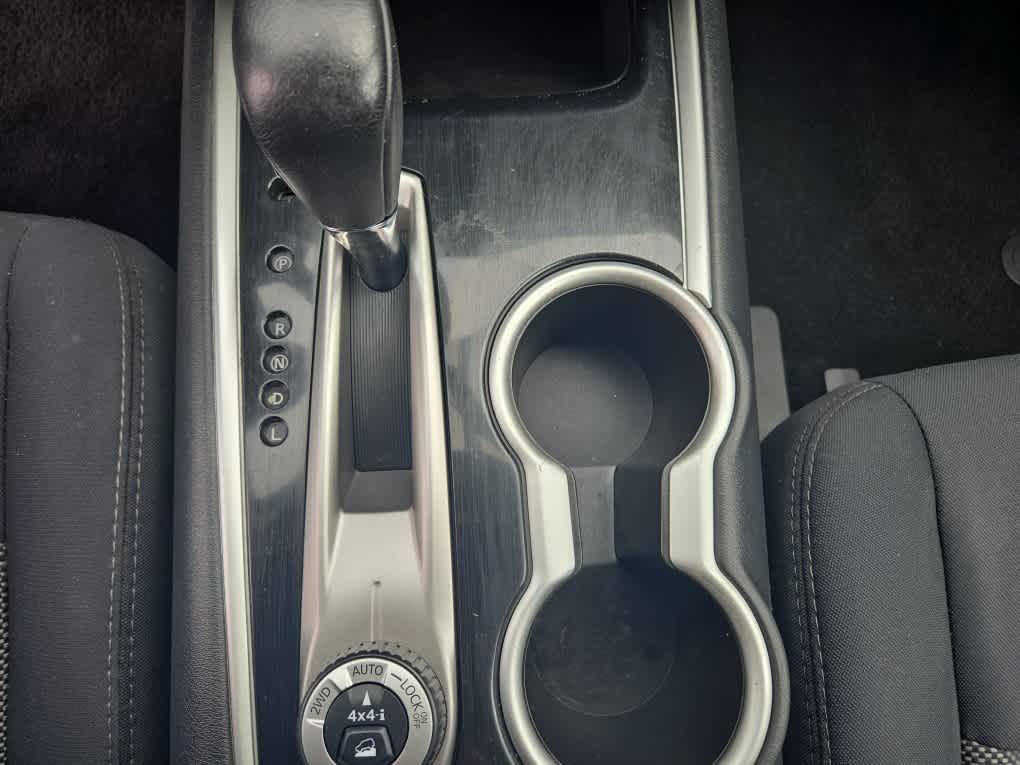 2017 Nissan Pathfinder SV
