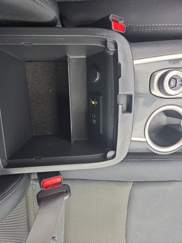 2017 Nissan Pathfinder SV
