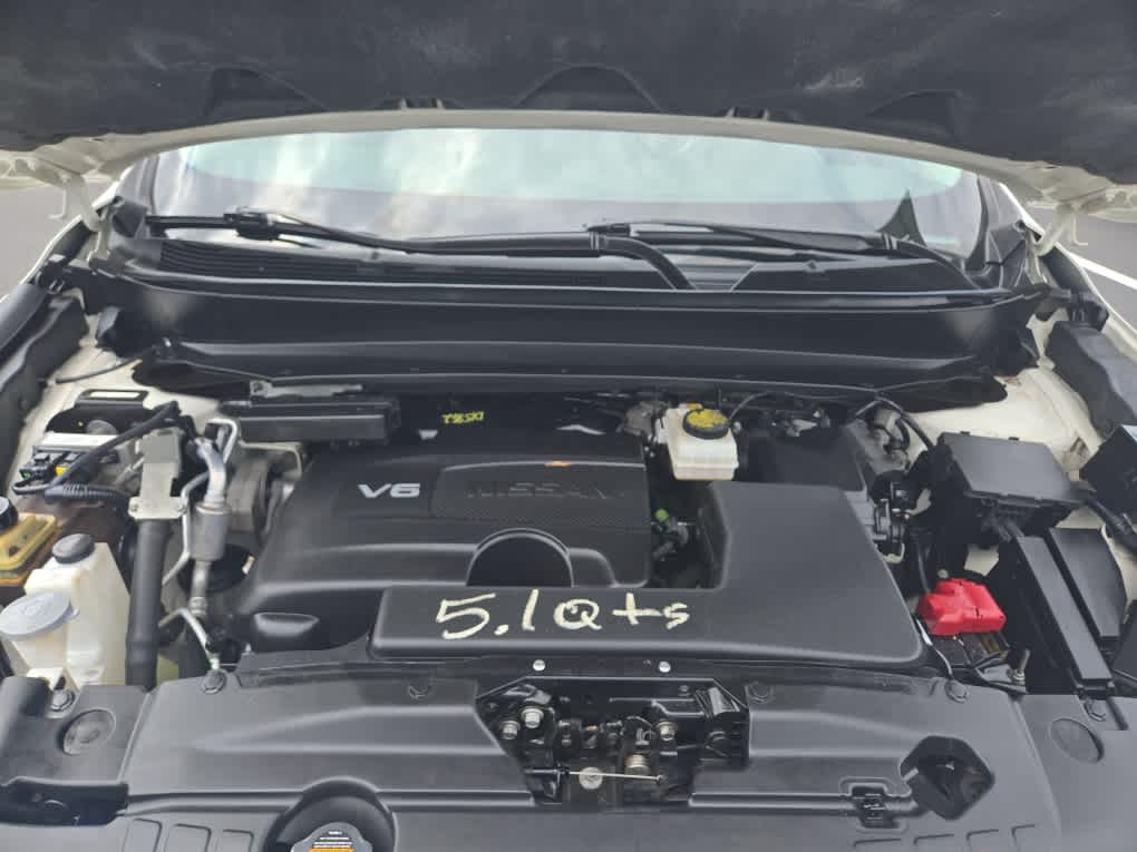 2017 Nissan Pathfinder SV