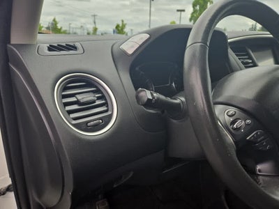 2017 Nissan Pathfinder SV