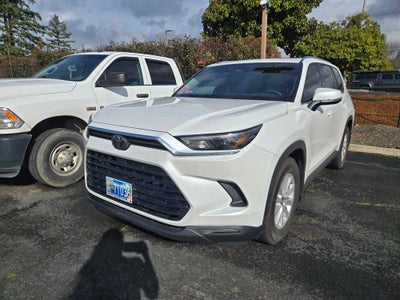 2024 Toyota Grand Highlander Hybrid XLE