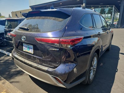 2020 Toyota Highlander Hybrid Platinum
