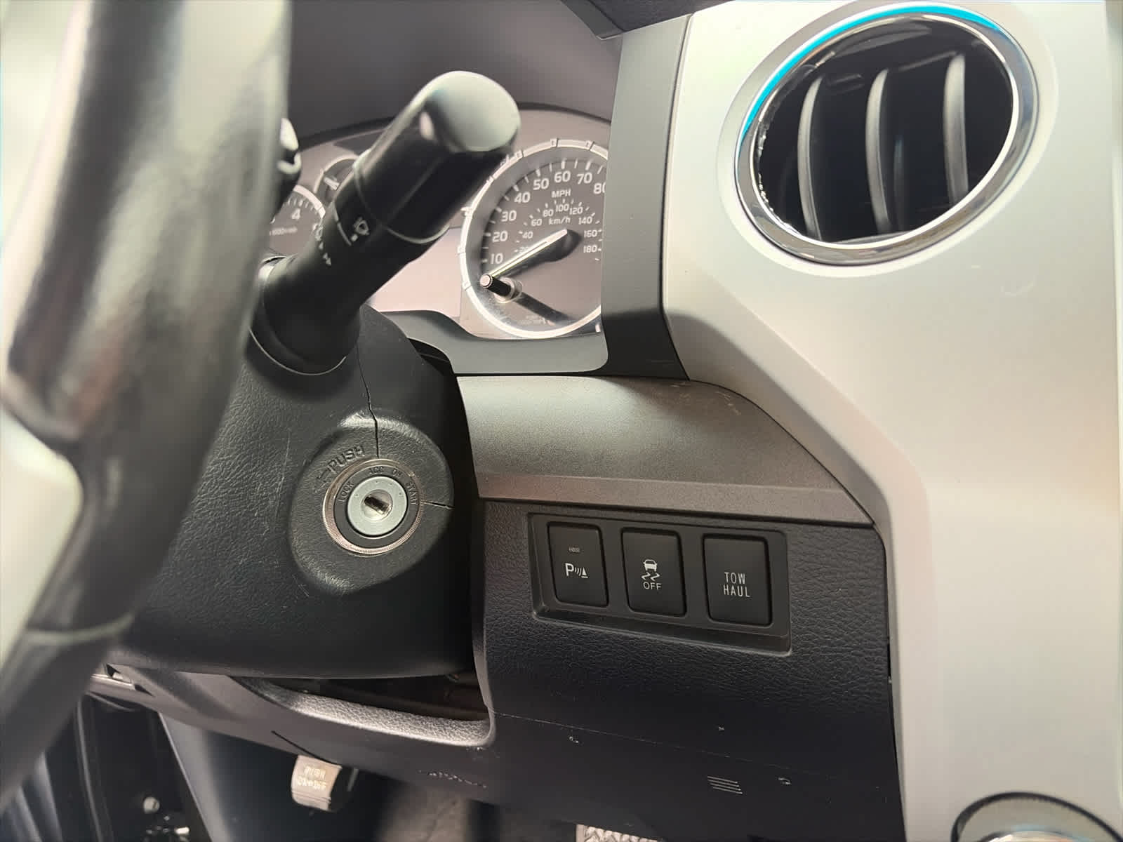 2014 Toyota Tundra Platinum