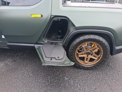 2024 Rivian R1T Adventure