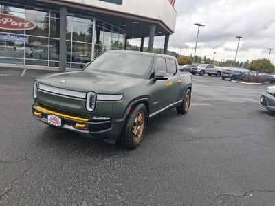 2024 Rivian R1T Adventure