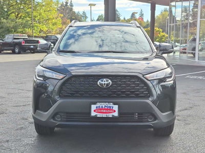 2025 Toyota Corolla Cross LE