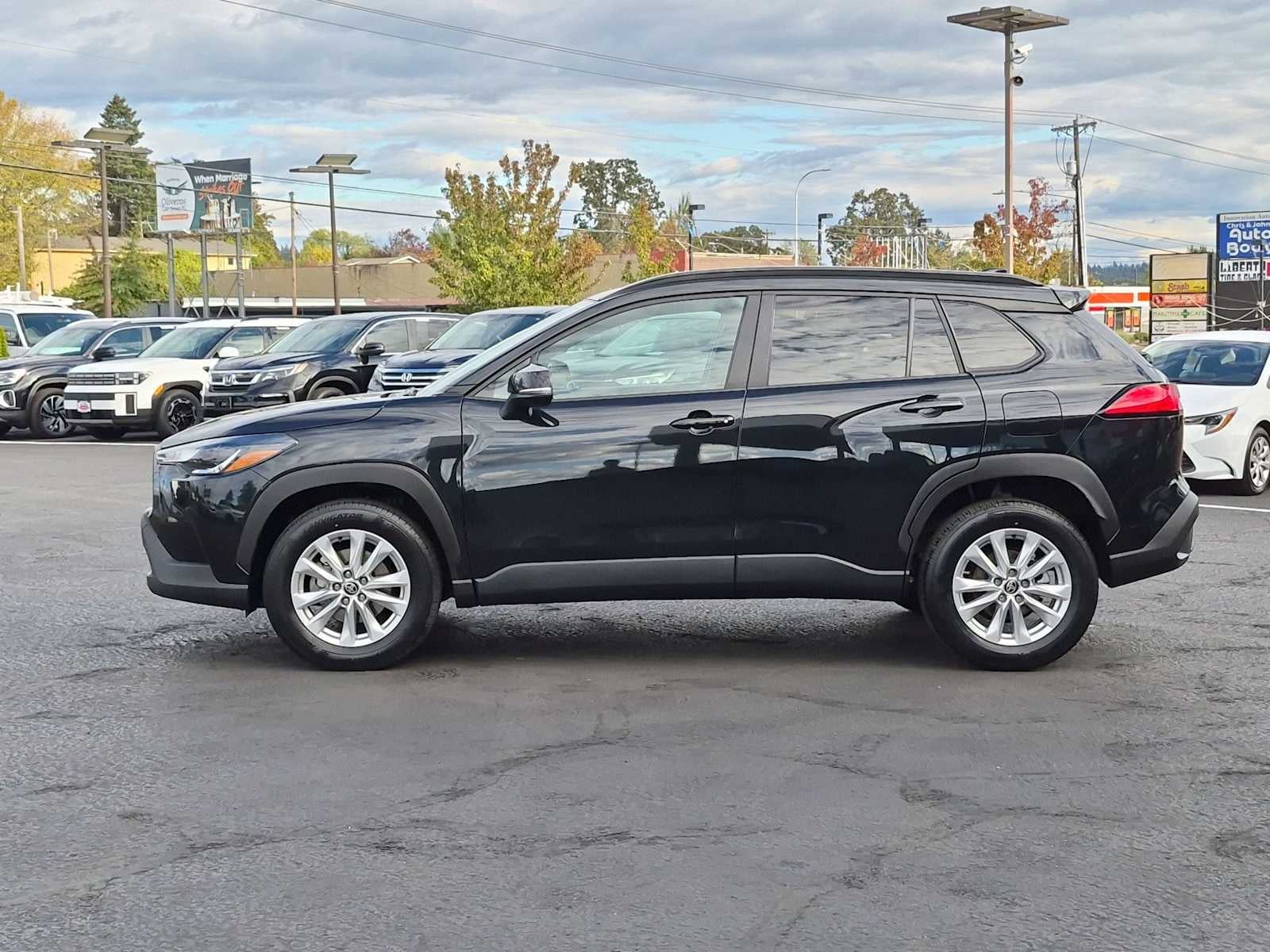 2025 Toyota Corolla Cross LE