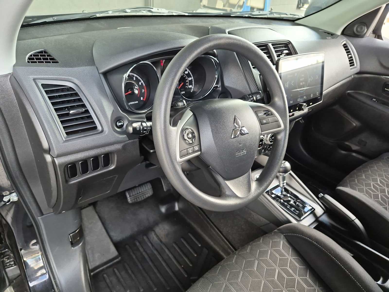 2020 Mitsubishi Outlander Sport ES 2.0