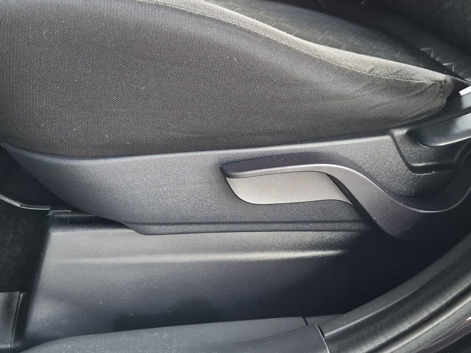 2020 Mitsubishi Outlander Sport ES 2.0