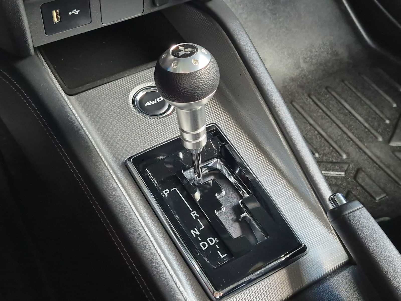 2020 Mitsubishi Outlander Sport ES 2.0