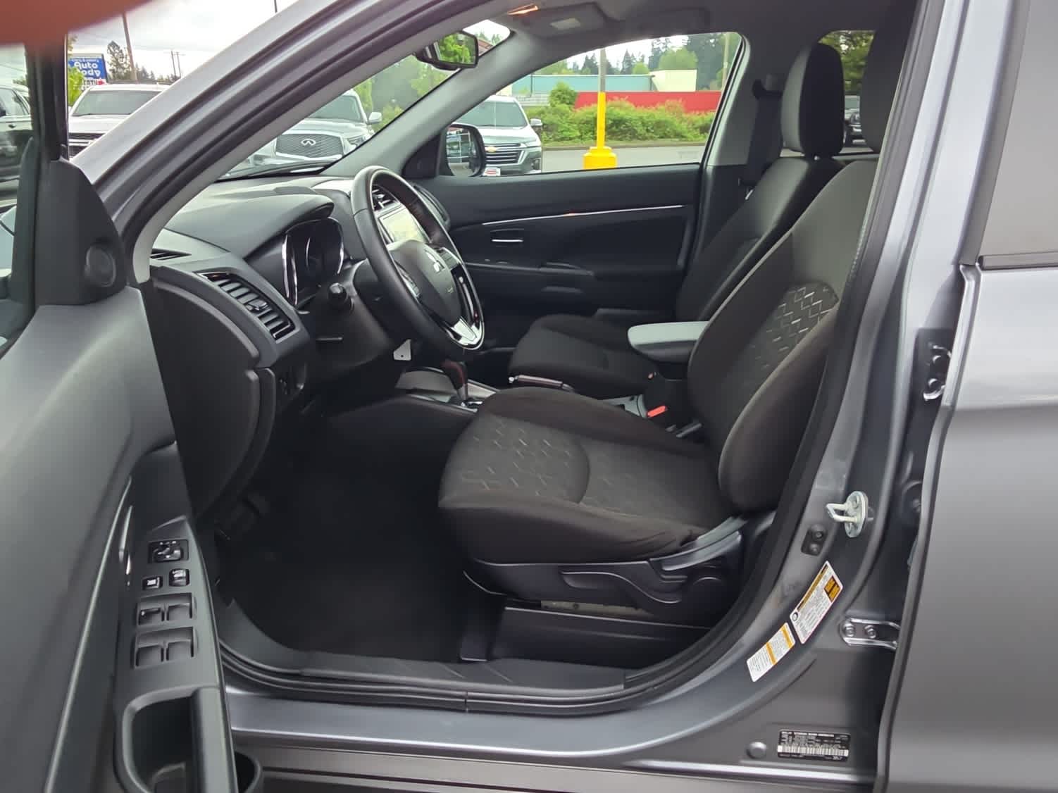 2022 Mitsubishi Outlander Sport LE