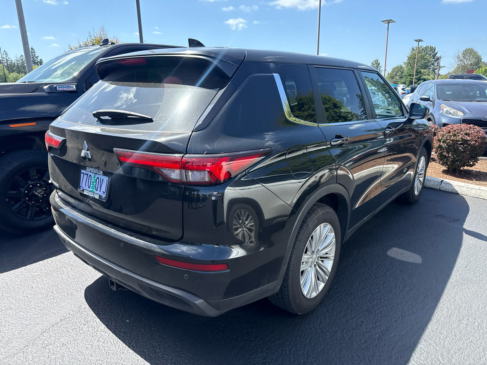 2022 Mitsubishi Outlander ES