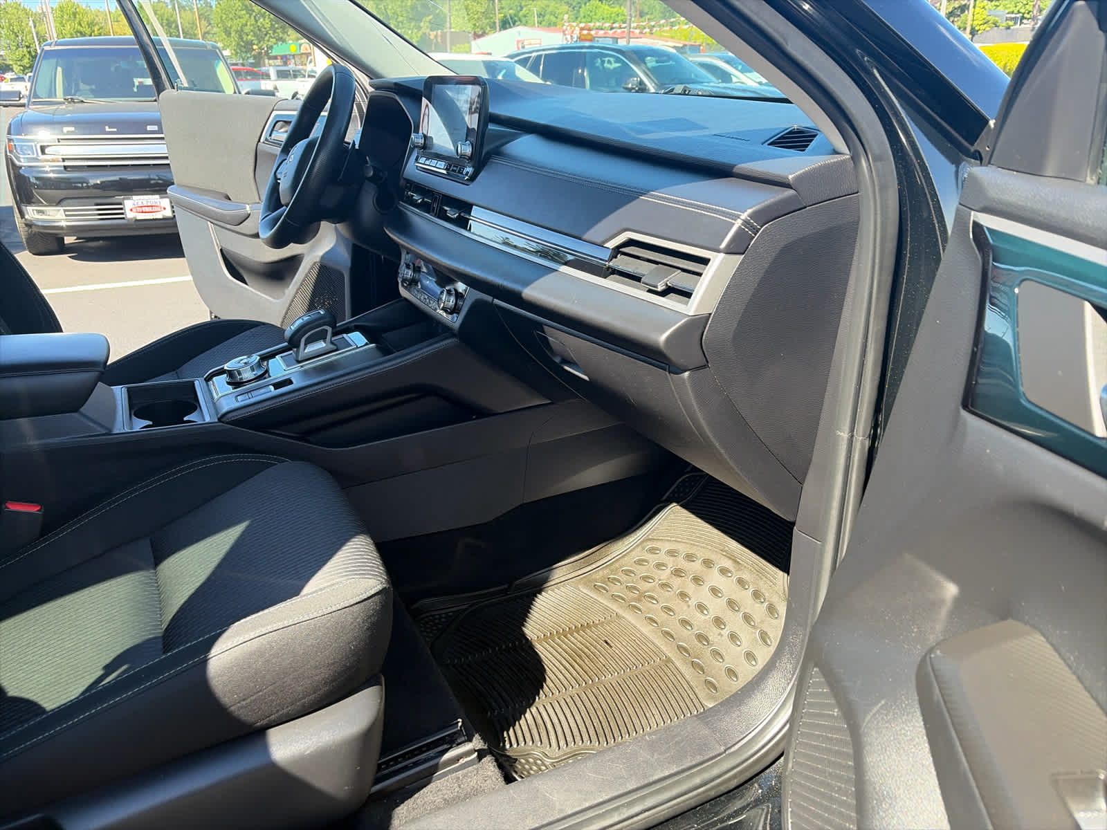 2022 Mitsubishi Outlander ES